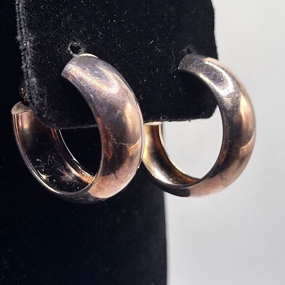 Sterling Silver JCM hoop Earrings Signed 925 1in - Picture 1 of 5